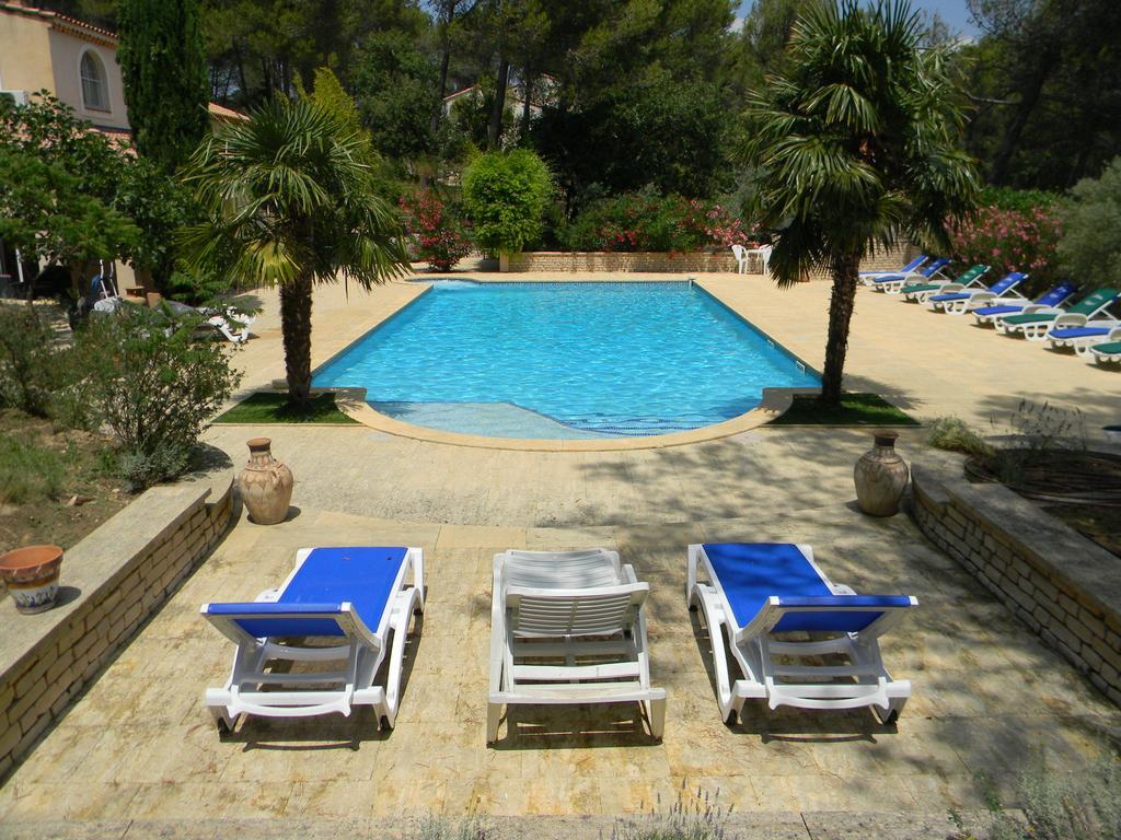 Roque Blanc Chambres La Roque-d'Antheron Εξωτερικό φωτογραφία